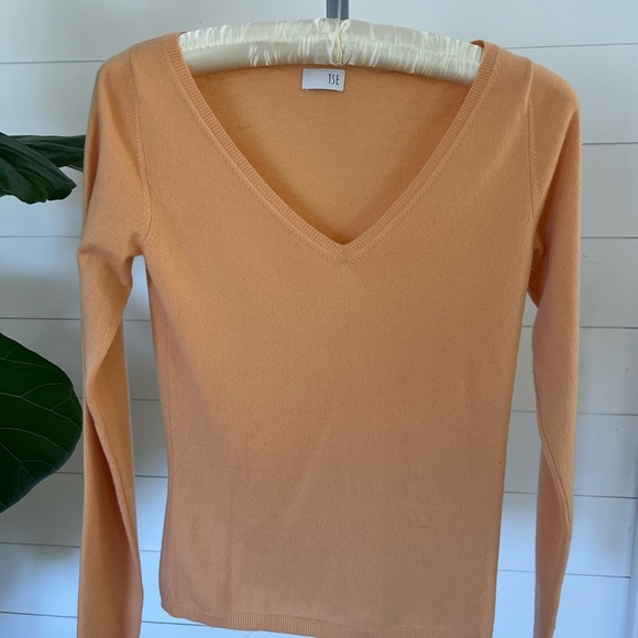 TSE 100% Cashmere V-Neck Sweater Women’s Small Burnished Apricot - Picture 5 of 5